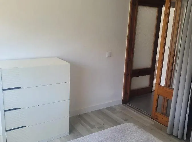 Apt-236 * 阿尔布费拉